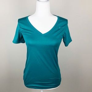 💥NIKE  DRI -FIT SHIRT  NWT . OFFERS WELCOME